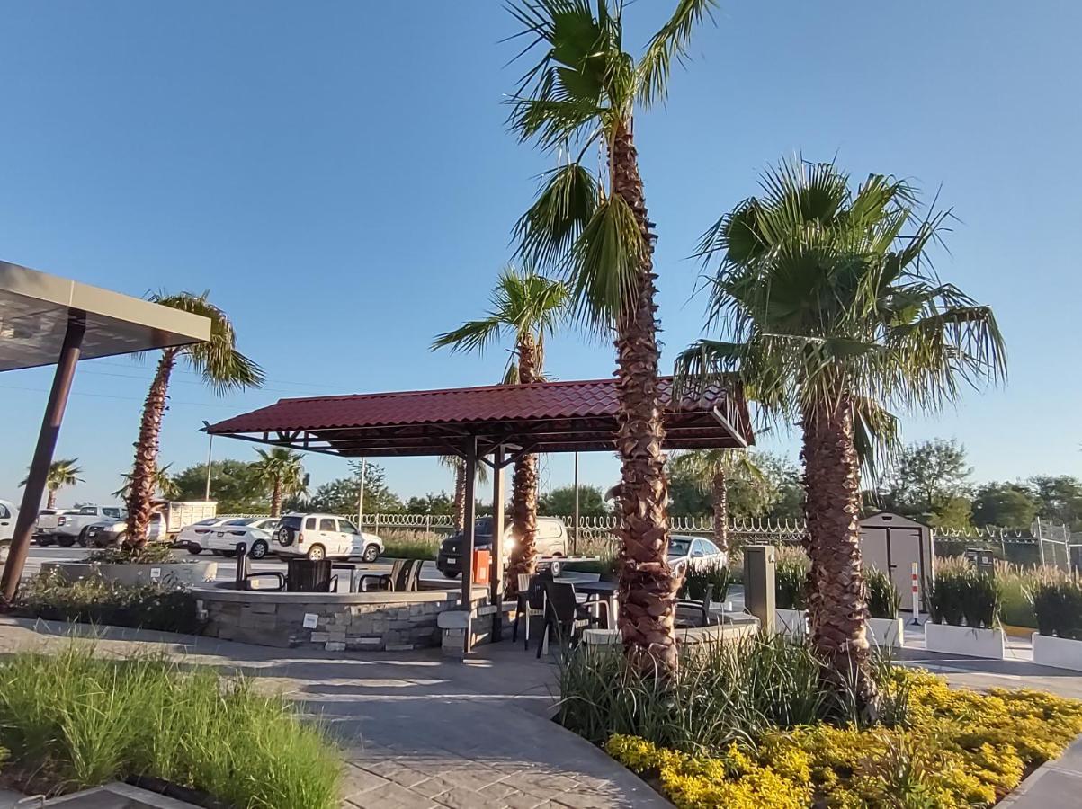 Apodaca Hi! Monterrey Aeropuerto酒店 外观 照片